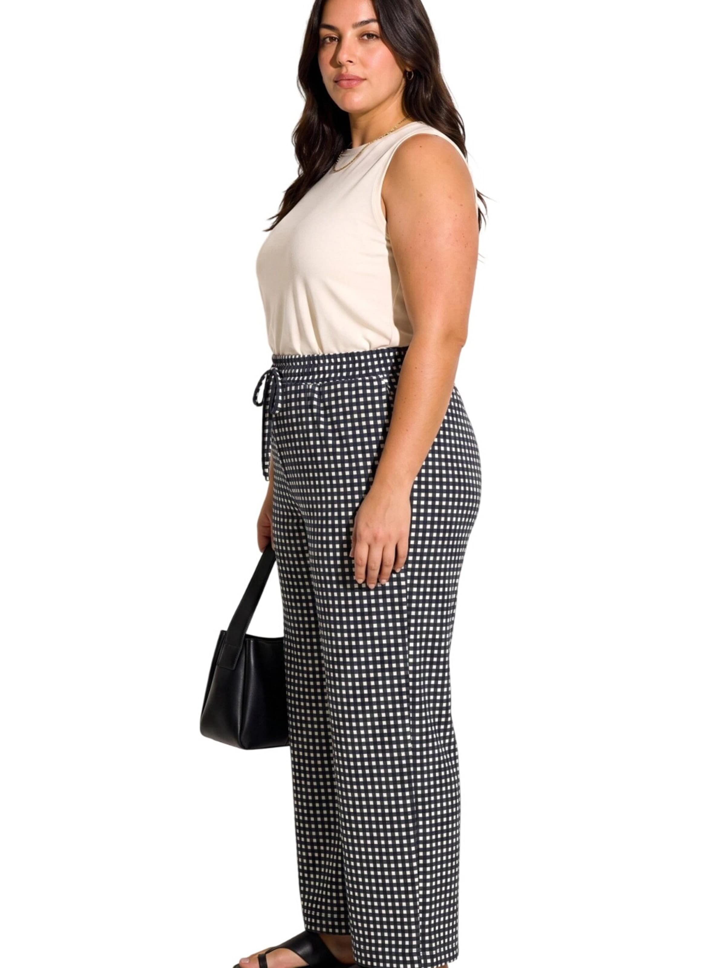Shape Of You Regular Trousers in Blue
