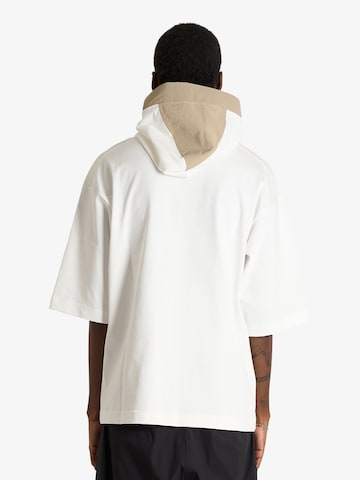 Maglietta di DARK LABEL in bianco