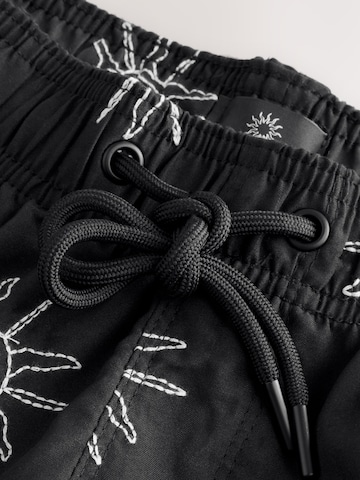 Pantaloncini da bagno di Next in nero