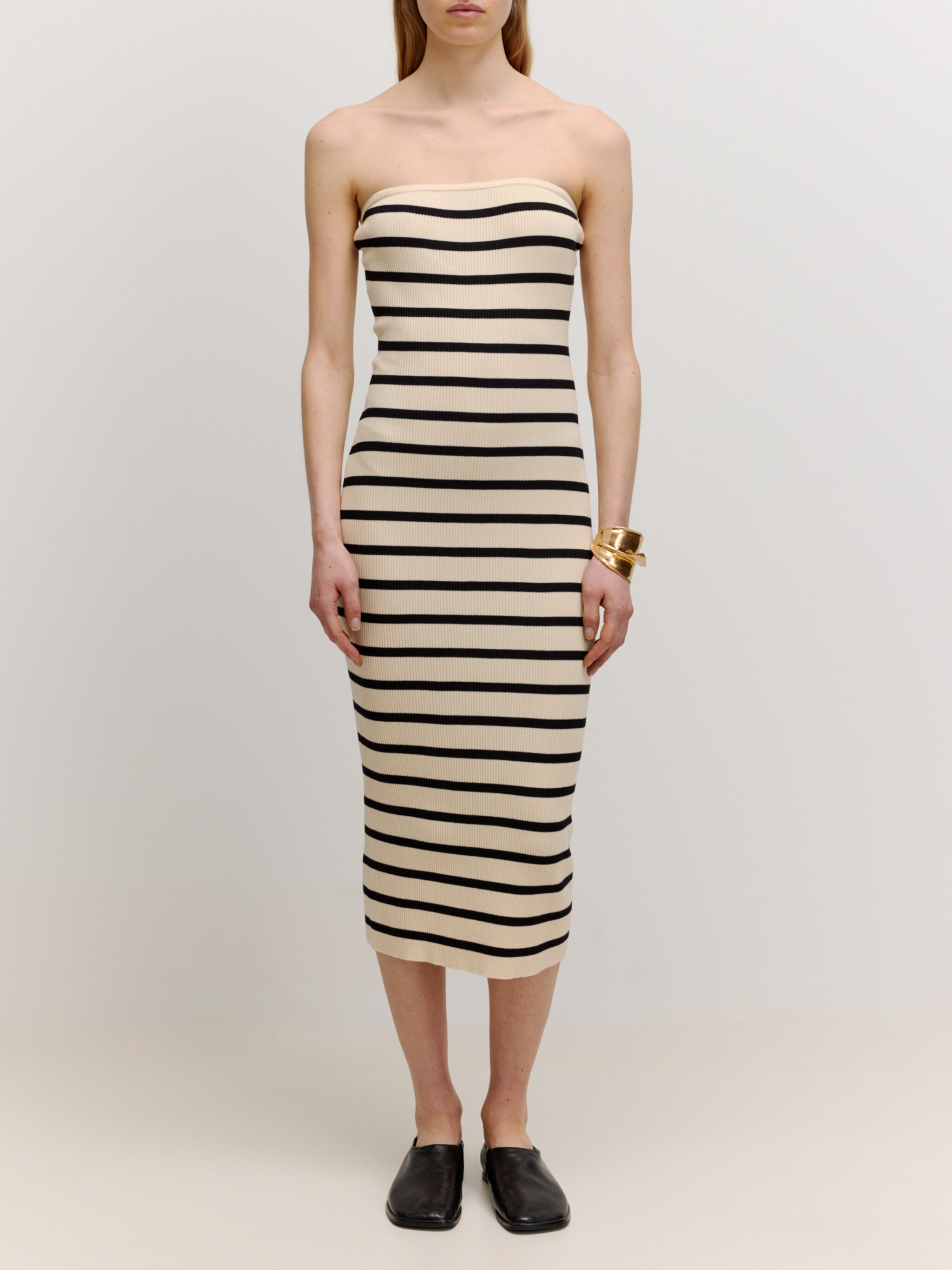 EDITED Producten Jurk 'Nikole' Zwart