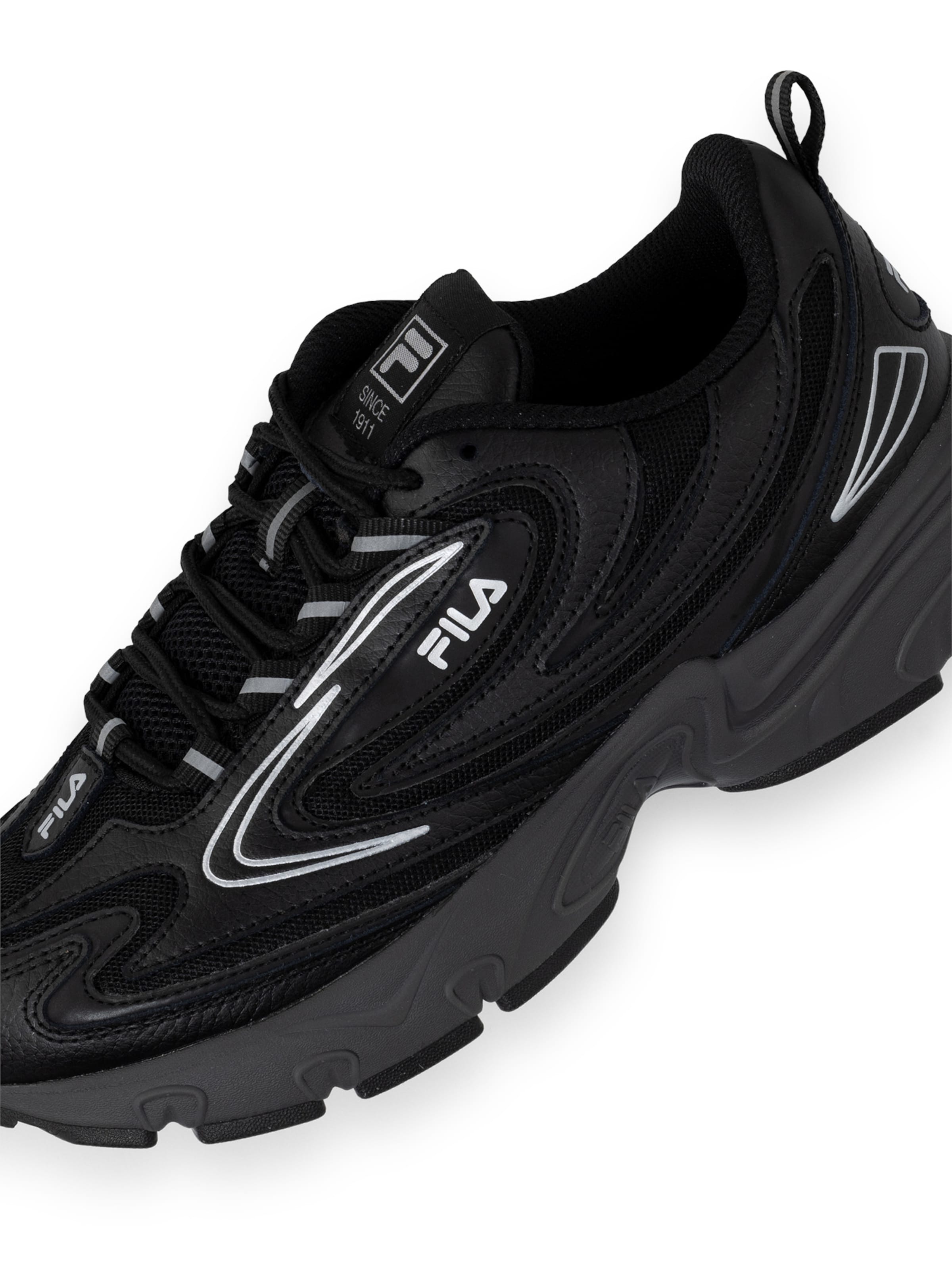 FILA Matalavartiset tennarit 'Actix' värissä musta