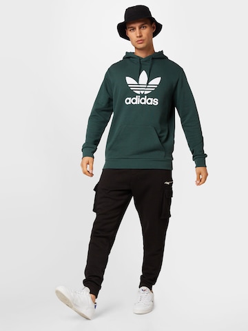 ADIDAS ORIGINALS Sweatshirt 'Adicolor Classics Trefoil' in Grün