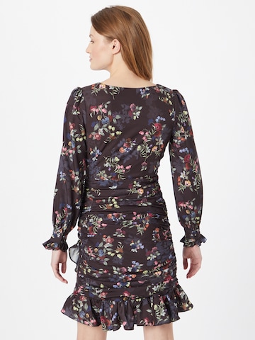 Chi Chi London - Vestido em preto