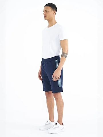 Regular Pantalon Tommy Life en bleu