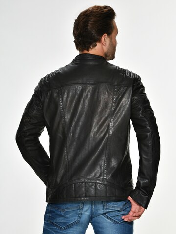 Veste mi-saison 'Wellington' MUSTANG en noir