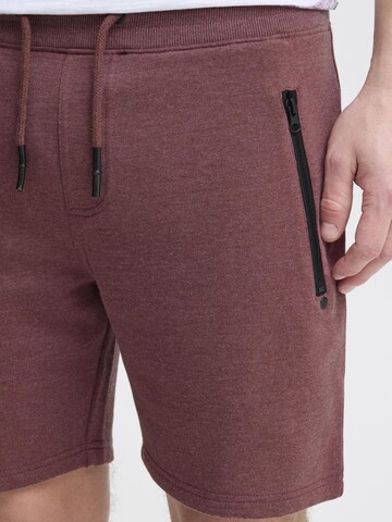 !Solid Regular Trousers 'Taras' in Red
