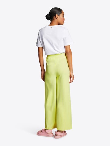 Rich & Royal Wide leg Trousers in Yellow