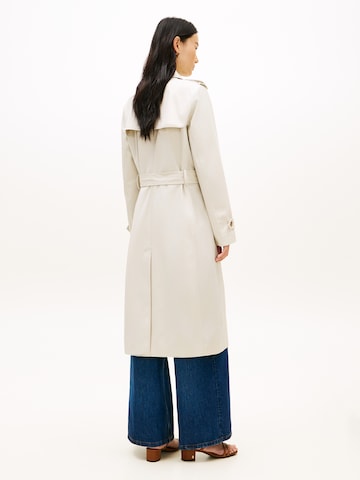 TOMMY HILFIGER Välikausitakki värissä beige