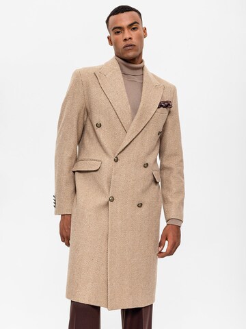 Antioch Between-seasons coat in Beige: front