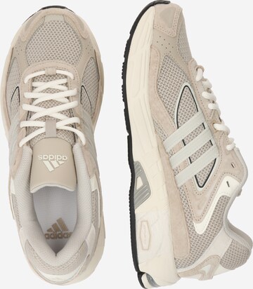 ADIDAS ORIGINALS Matalavartiset tennarit 'Response Cl' värissä beige