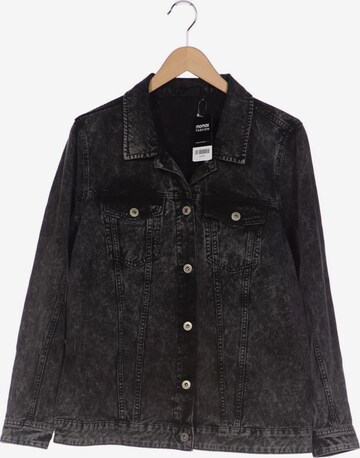 Zizzi Jacket & Coat in M in Black: front