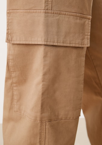 s.Oliver Loose fit Cargo trousers in Beige
