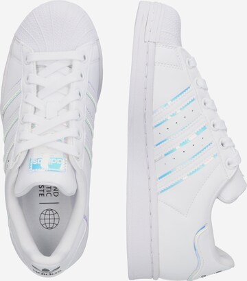 ADIDAS ORIGINALS Sneakers 'Superstar' i hvid