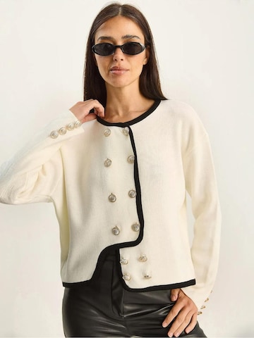 Bianco Lucci Strickjacke in Beige