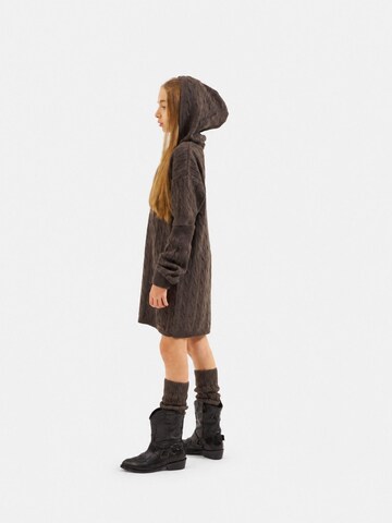 Robe Hilal Akinci Kids en marron