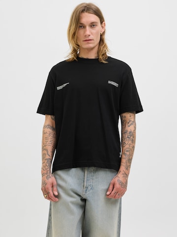 Tricou 'JORBILLYBURG' de la JACK & JONES pe negru: față