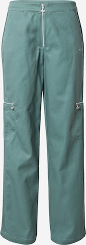 Loosefit Pantalon ADIDAS ORIGINALS en vert : devant