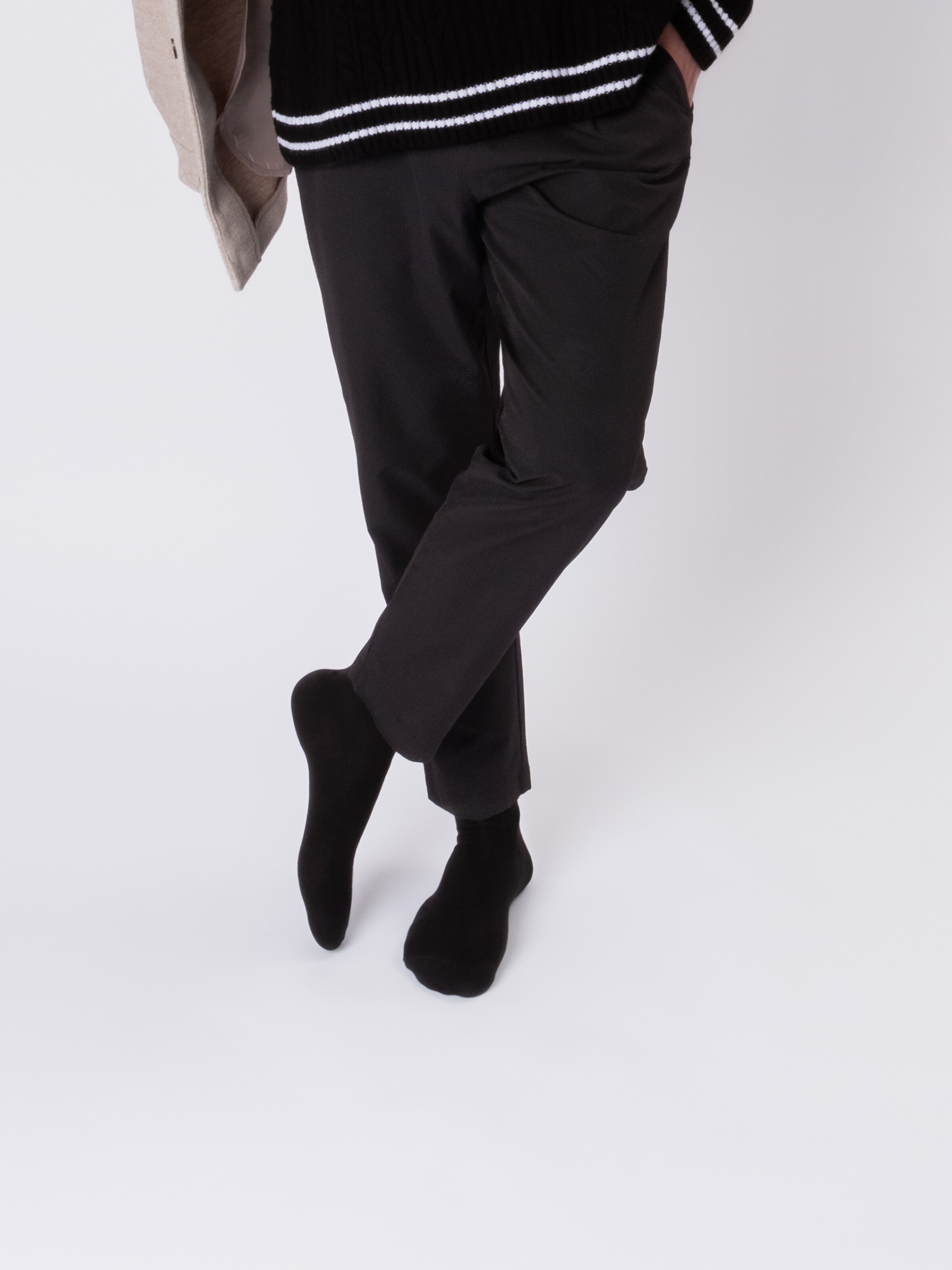 Occulto Socks 'Hermann' in Black