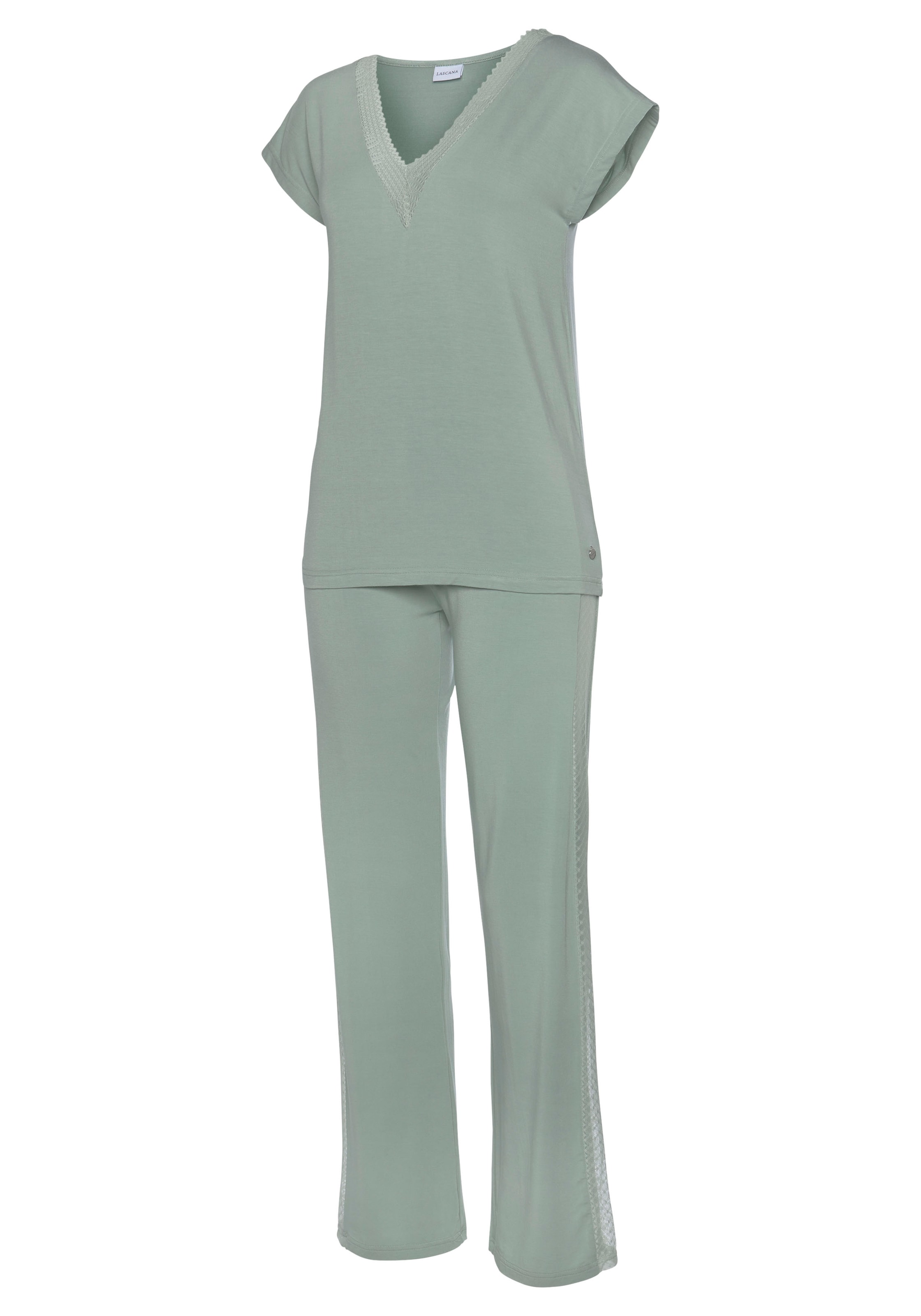 Pijama de la LASCANA pe verde
