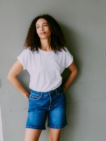 Oxmo Regular Shorts 'Mira' in Blau