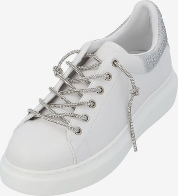 Palado by Sila Sahin Sneakers 'Rugu' in White: front