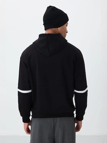 Felpa di Tommy Life in nero