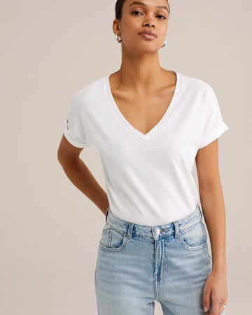 T-shirt WE Fashion en blanc : devant