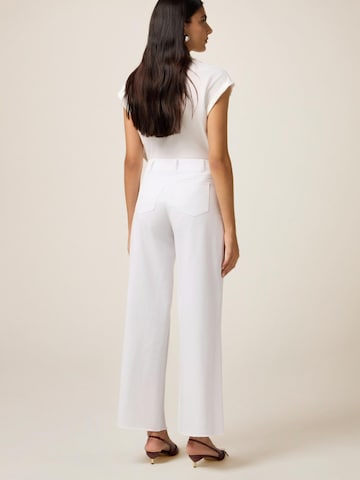 oltre Baggy Trousers in White