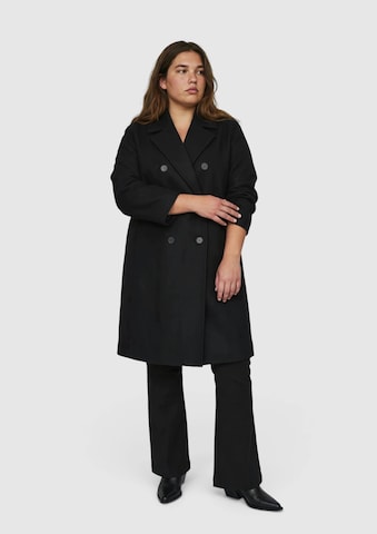 QS Winter coat in Black: front