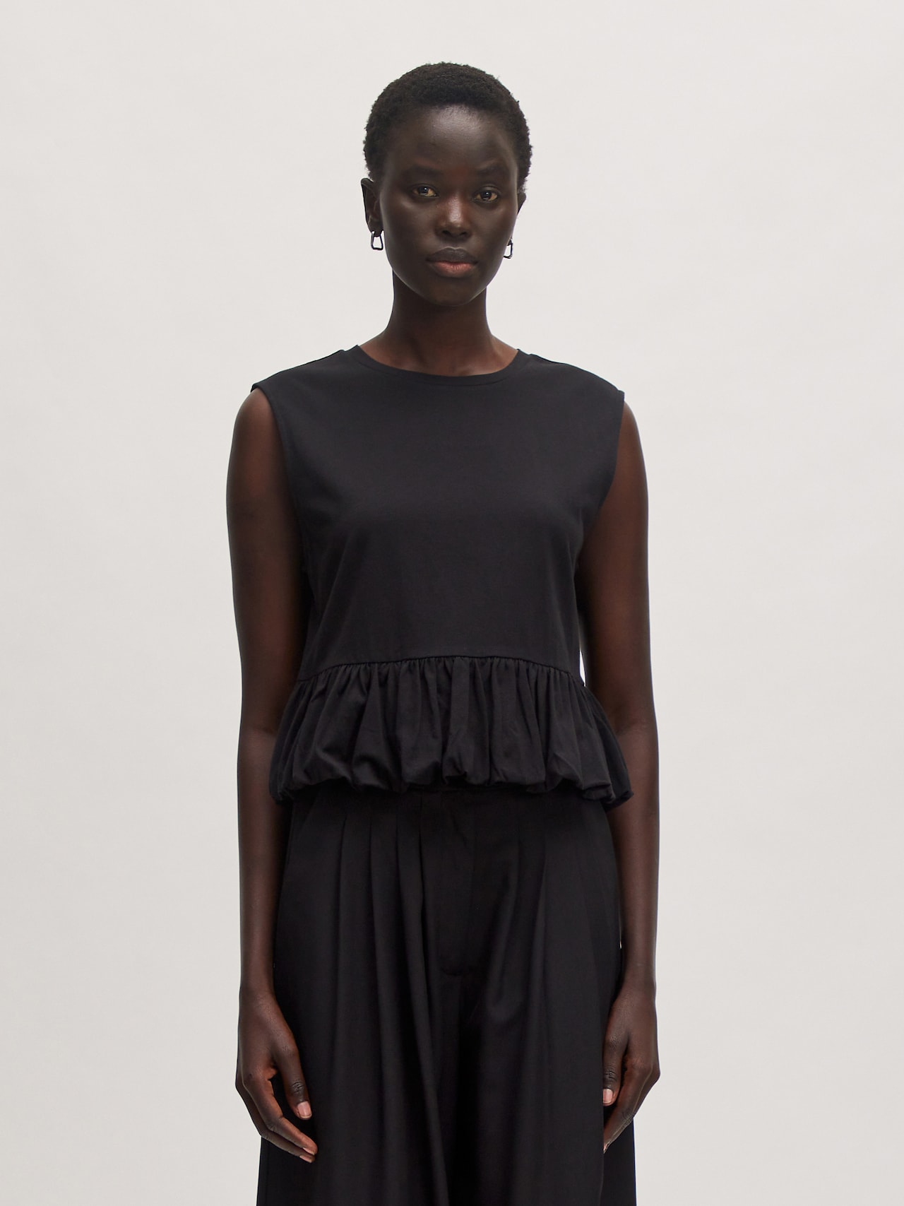 EDITED Produits T-shirt 'Davinia' noir