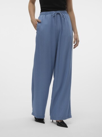 Wide leg Pantaloni 'VMBREE' di VERO MODA in blu