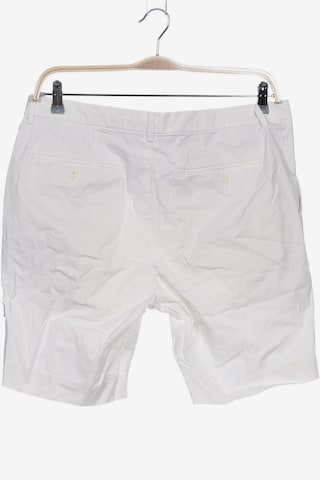 UNIQLO Shorts 33 in Weiß