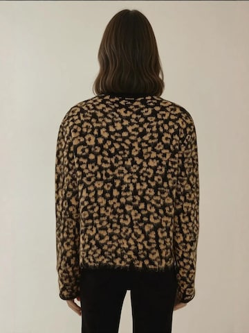 Hiccup Strickjacke in Braun