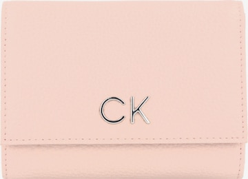 Calvin Klein Wallet in Pink: front