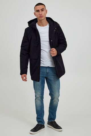 11 Project Tussenparka 'DODD' in Zwart