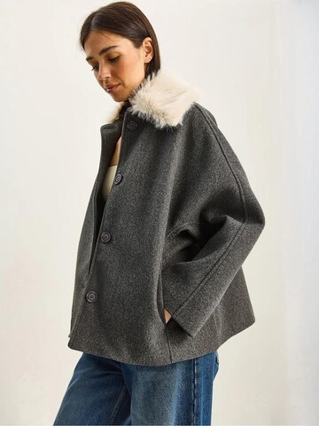 Cappotto invernale di Bianco Lucci in grigio