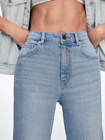 Pull&Bear Wide leg Jeans i blå