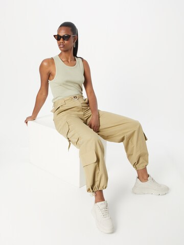 WEEKDAY - Top em verde