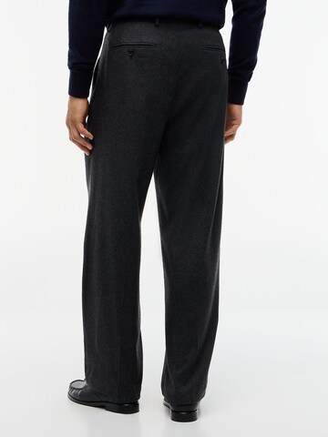 TOMMY HILFIGER Loose fit Pleat-front trousers 'New York' in Grey