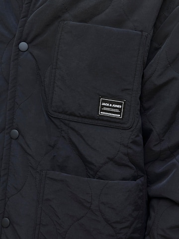 JACK & JONES Jacke in Schwarz