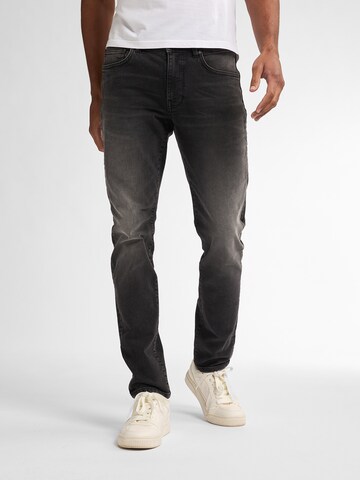 Coupe slim Jean 'Seaham' Petrol Industries en noir : devant