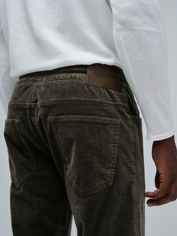 Regular Pantalon chino Salsa Jeans en vert