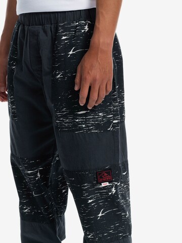 QUIKSILVER Tapered Urheiluhousut värissä musta