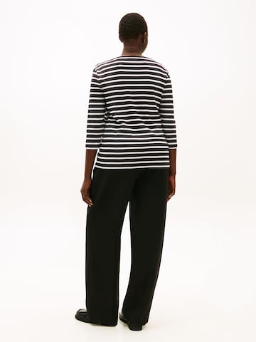 Tommy Hilfiger Curve Тениска в черно