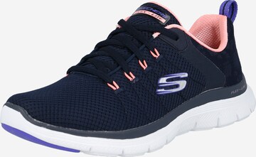 Baskets basses SKECHERS en bleu : devant