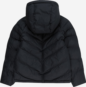 Nike Sportswear Jacke in Schwarz