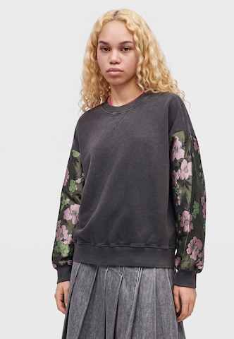 Sweat-shirt 'KUEER' Essentiel Antwerp en gris