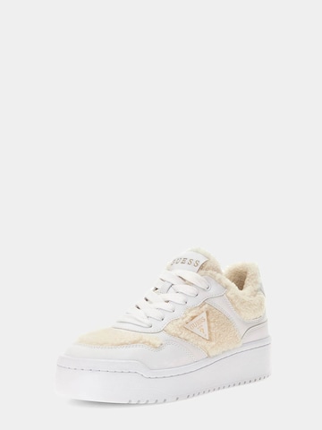 Baskets basses GUESS en blanc