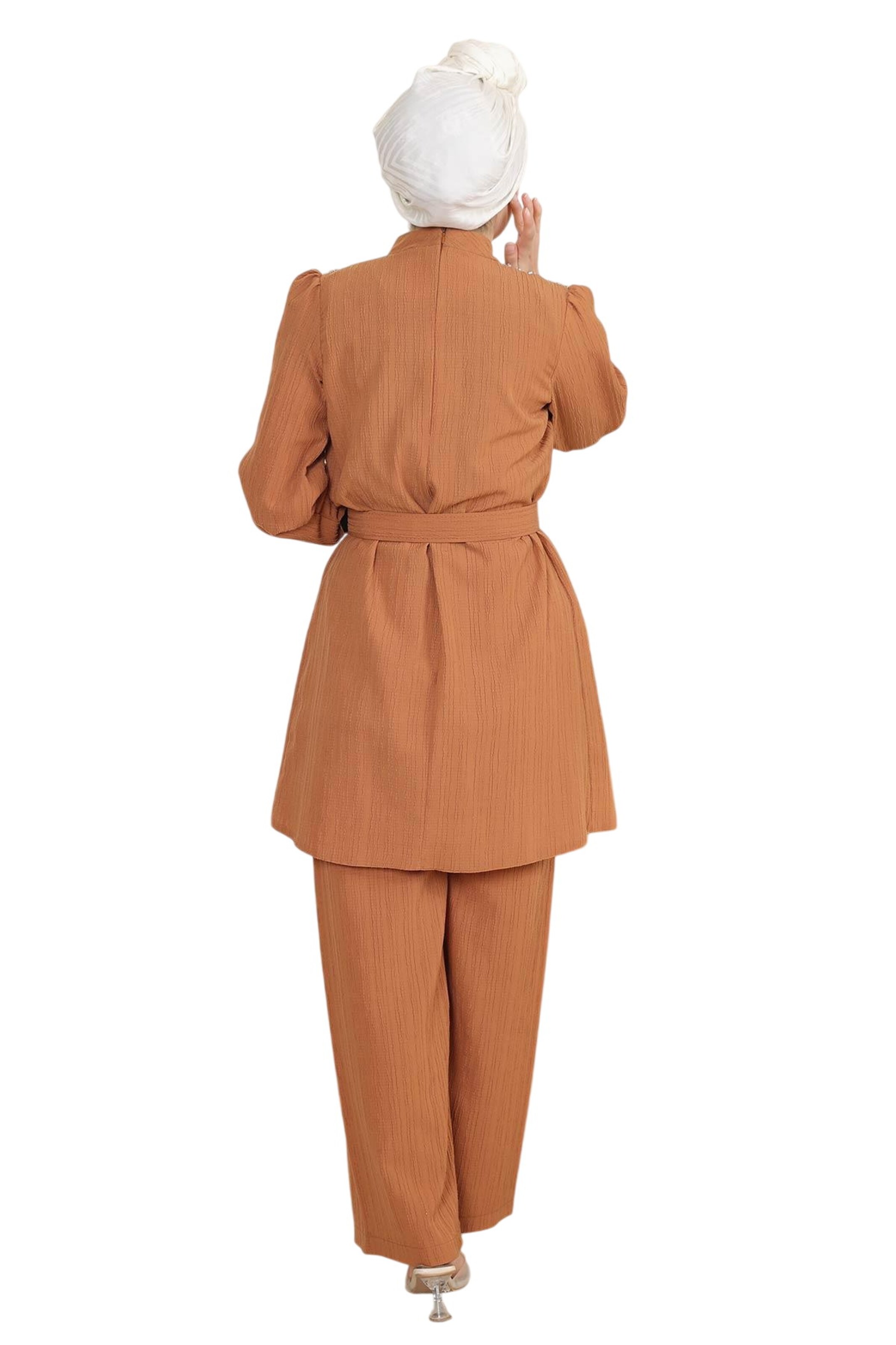 MODAMIHRAM Set in Braun