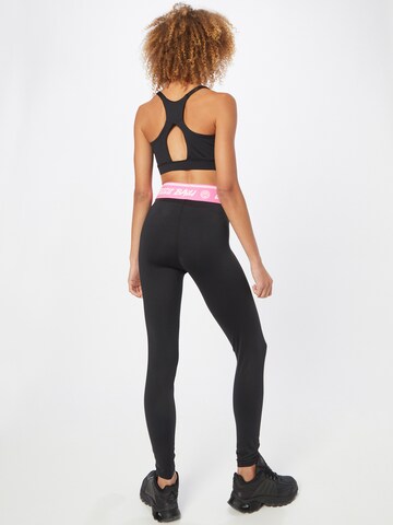 Skinny Pantaloni sport 'Tallis' de la BIDI BADU pe negru